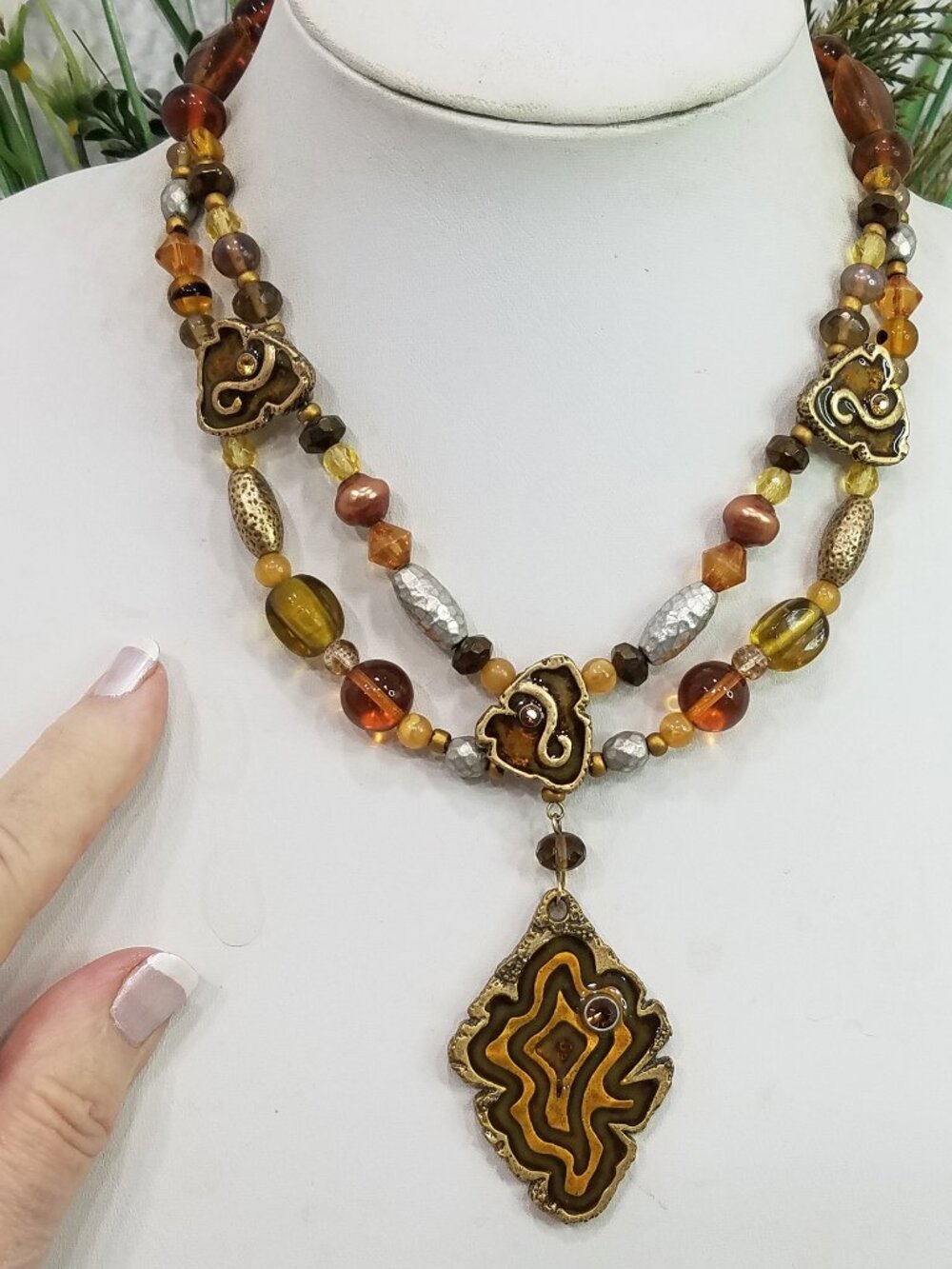Signed Chico's Olive Cognac Crystal & Brass Multi Strand Pendant Choker Necklace